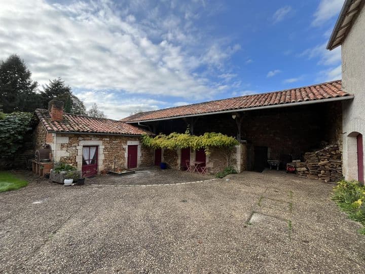 4 bedrooms other for sale in La Rochefoucauld-en-Angoumois, France - Image 9