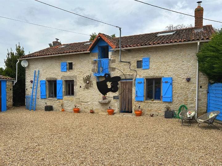 3 bedrooms house for sale in Vienne (86), France