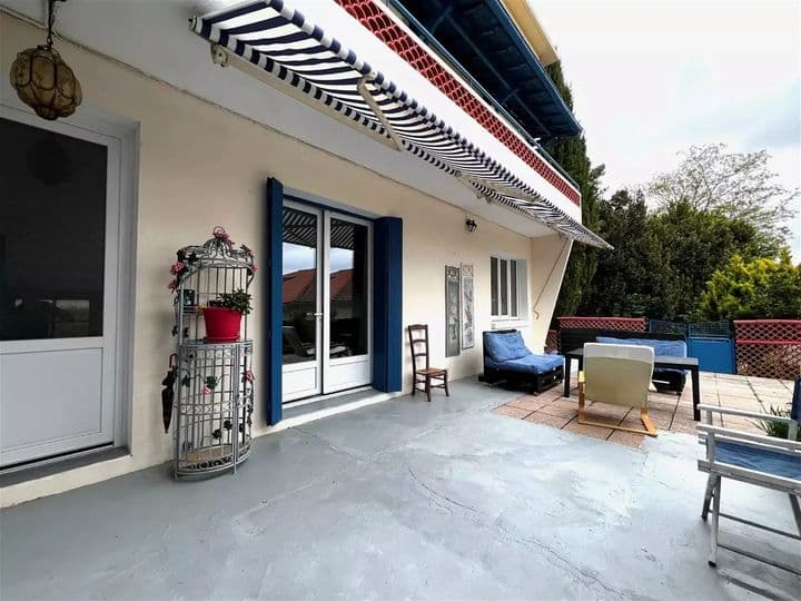 5 bedrooms house for sale in  France - Image 12