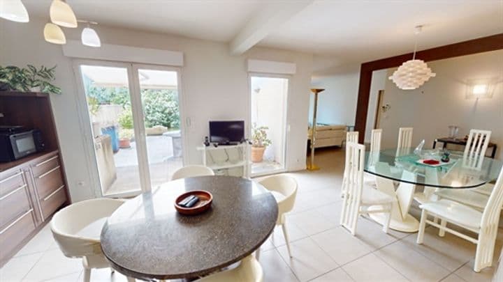 3 bedrooms apartment for sale in Albi, France