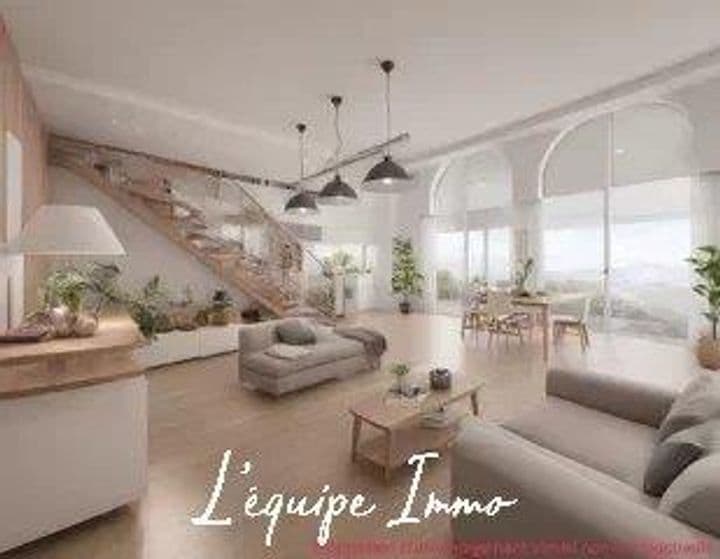 5 bedrooms house for sale in  France - Image 3