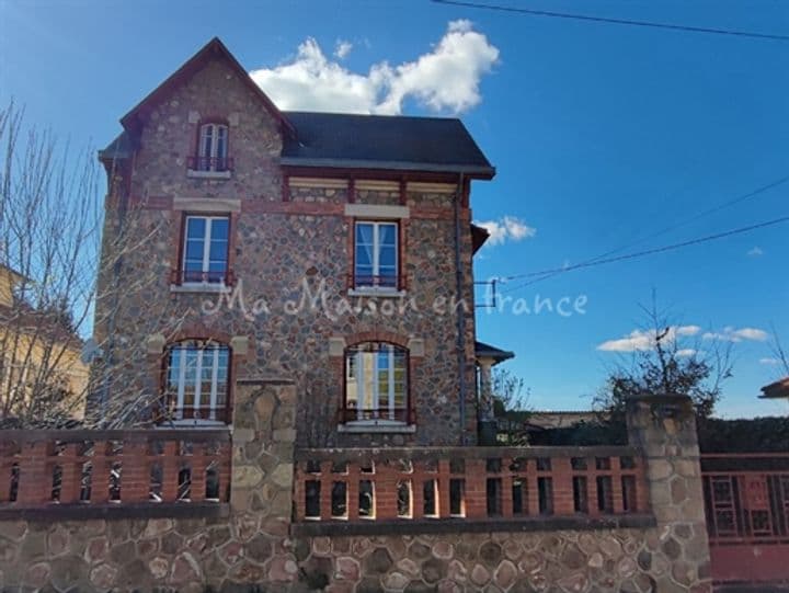 4 bedrooms house for sale in Commentry, France - Image 11