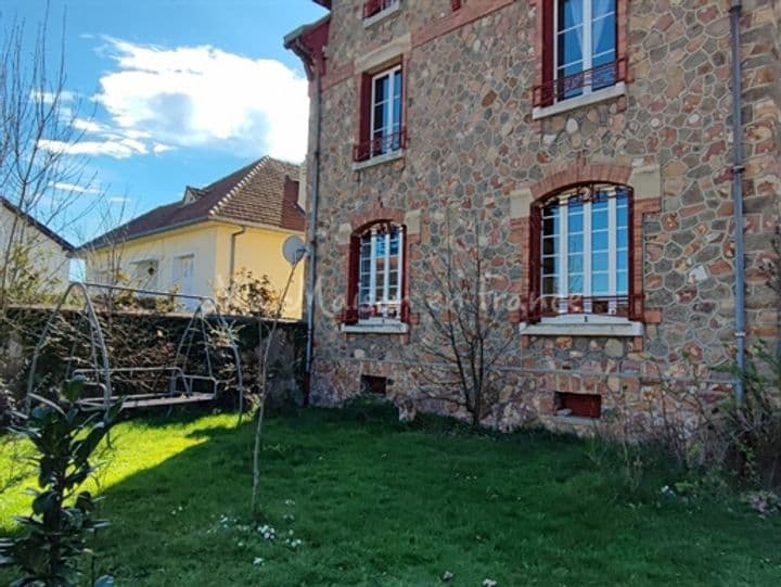 4 bedrooms house for sale in Commentry, France - Image 10