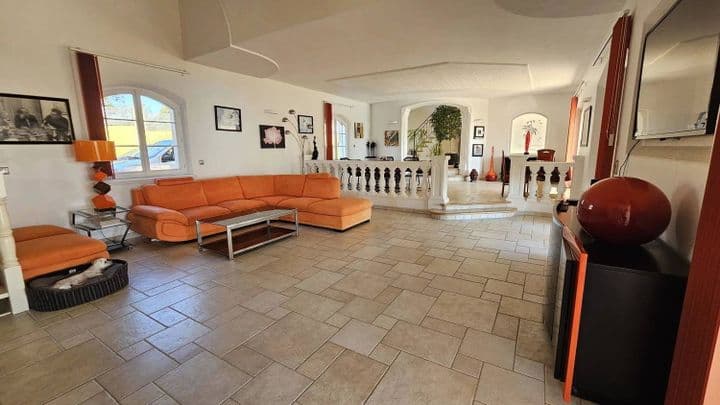 8 bedrooms house for sale in  France - Image 3