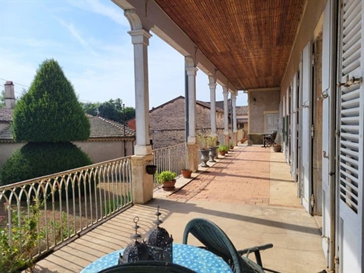 8 bedrooms house for sale in Tournus, France - Image 2