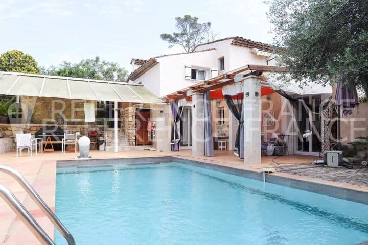 8 bedrooms house for sale in  France