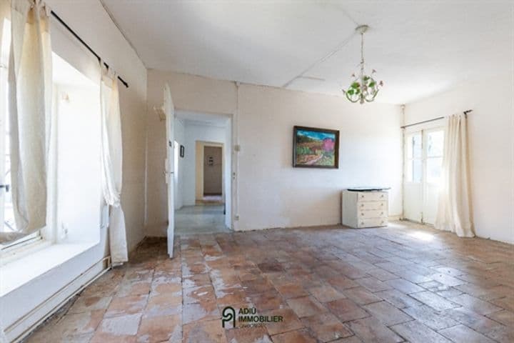 House for sale in Uzes, France - Image 5