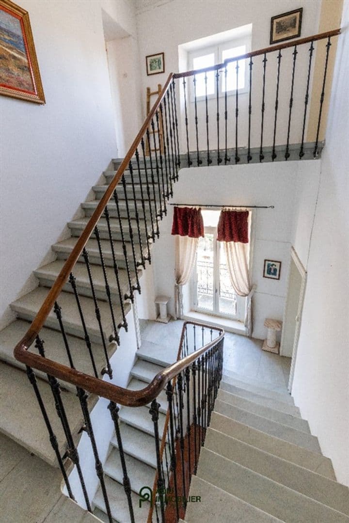 House for sale in Uzes, France - Image 3