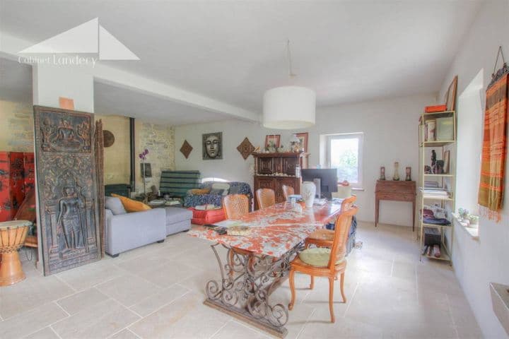 2 bedrooms house for sale in  France - Image 3