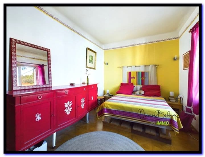 3 bedrooms apartment for sale in Nimes, France