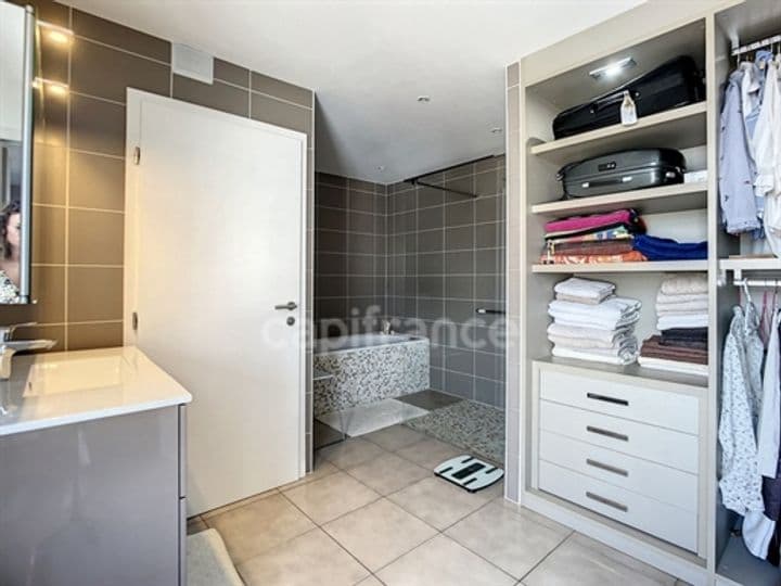 4 bedrooms apartment for sale in Annemasse, France - Image 3