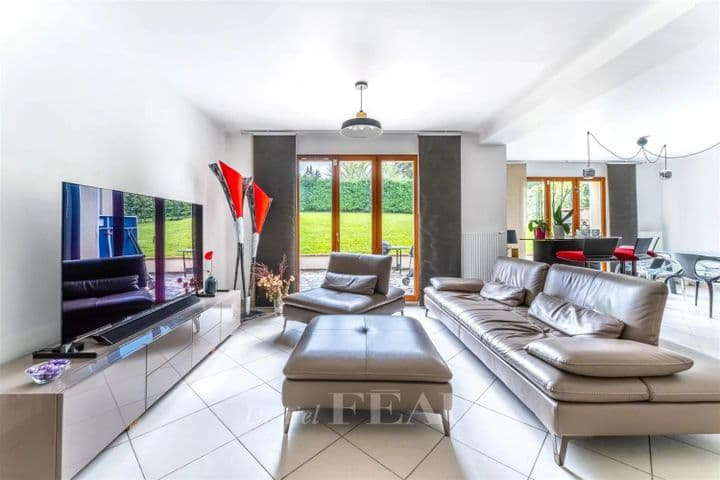 5 bedrooms house for sale in  France - Image 8