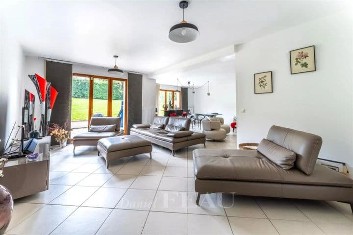 5 bedrooms house for sale in  France - Image 7