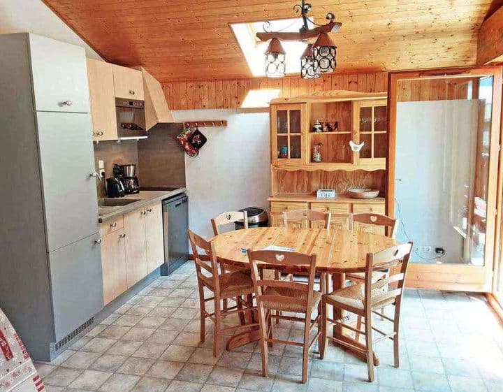 2 bedrooms house for sale in Chatel, France - Image 4