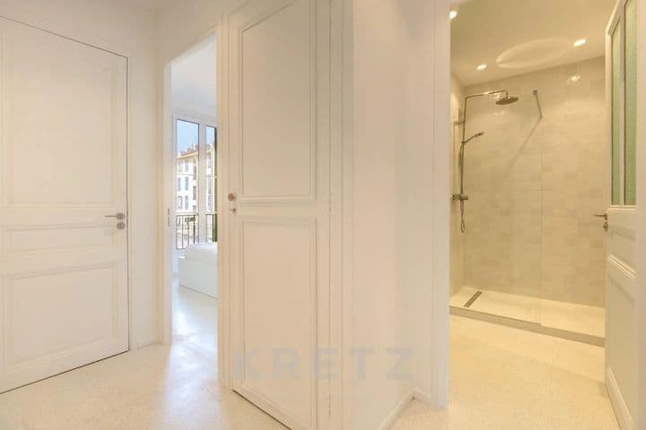 1 bedroom house for sale in  France - Image 8