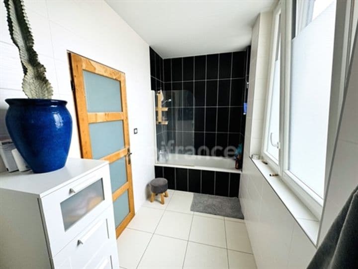 Apartment for sale in Brest, France - Image 6