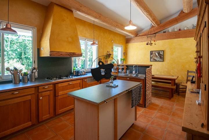 4 bedrooms house for sale in Gard (30), France - Image 4