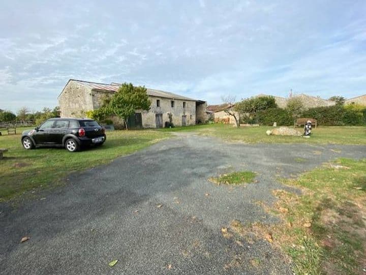 6 bedrooms house for sale in st savinien, France - Image 9