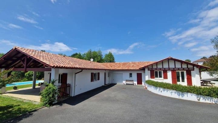 5 bedrooms house for sale in AHETZE, France