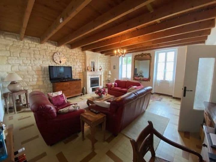 6 bedrooms house for sale in st savinien, France - Image 4