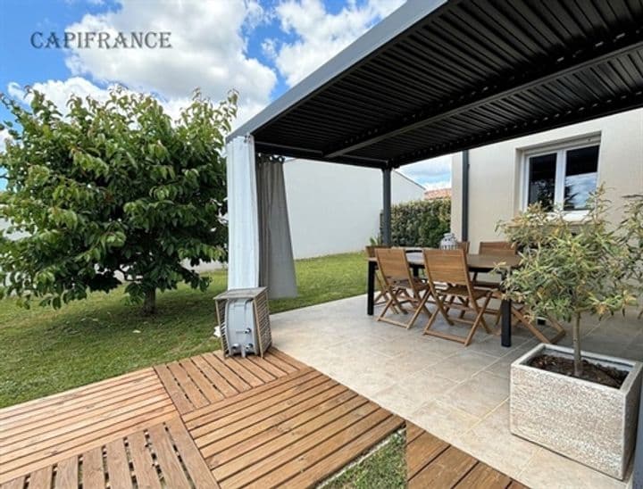 3 bedrooms house for sale in Saintes, France - Image 9