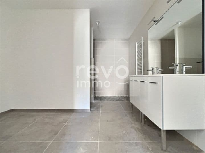 3 bedrooms apartment for sale in Lyon 6eme, France - Image 2