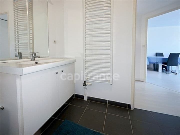 1 bedroom apartment for sale in Chennevieres-sur-Marne, France - Image 4