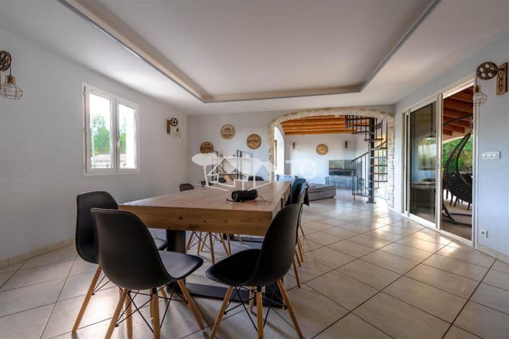 6 bedrooms house for sale in Les Vans, France