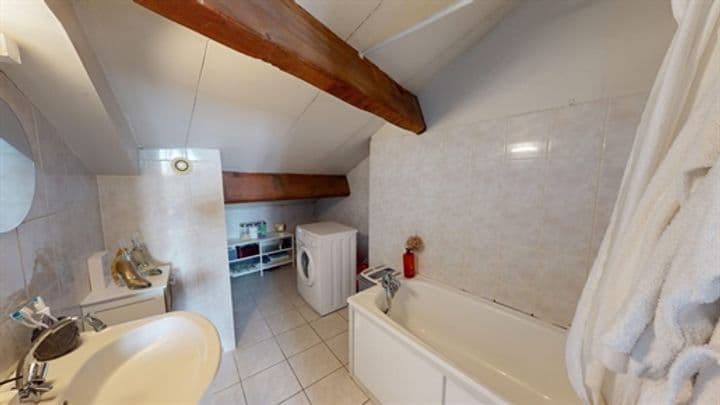 2 bedrooms apartment for sale in Nemours, France - Image 8