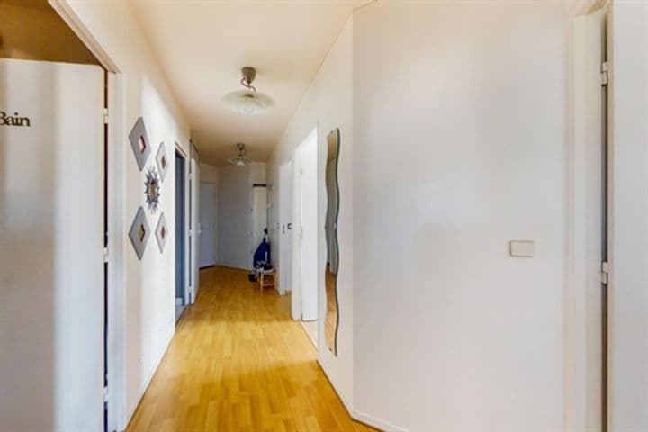 2 bedrooms apartment for sale in Villeneuve-la-Garenne, France - Image 3