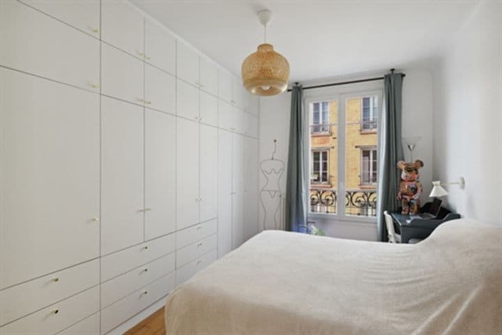 2 bedrooms apartment for sale in Paris 15eme, France