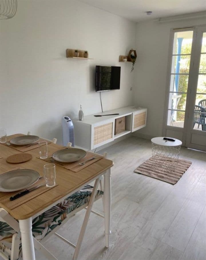 1 bedroom apartment for sale in Marciac, France - Image 2