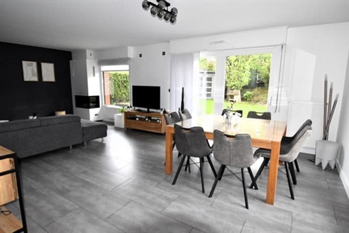 4 bedrooms house for sale in Neuville-en-Ferrain, France - Image 3