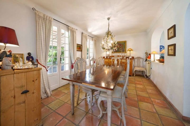 5 bedrooms house for sale in  France - Image 9