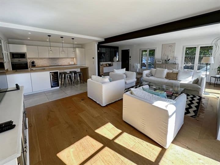 4 bedrooms house for sale in Biot, France - Image 2