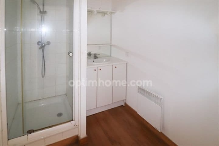 Apartment for sale in Saint-Etienne-de-Saint-Geoirs, France