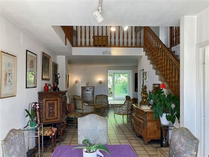 2 bedrooms other for sale in Fontenay-aux-Roses, France