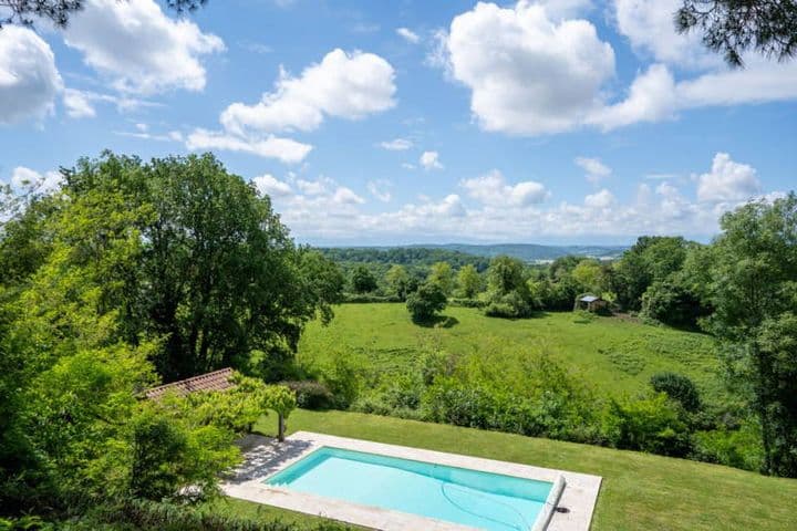 5 bedrooms house for sale in Rural, France - Image 2