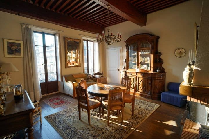 2 bedrooms house for sale in chambery, France