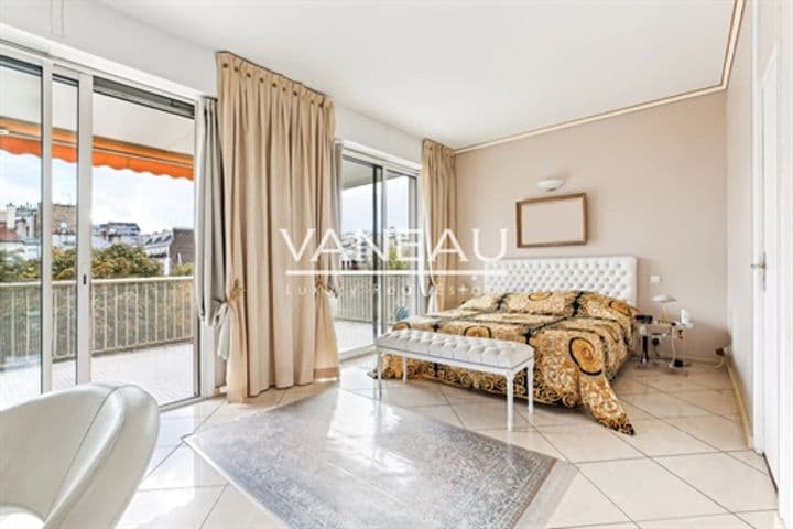 2 bedrooms other for sale in Neuilly-sur-Seine, France - Image 5