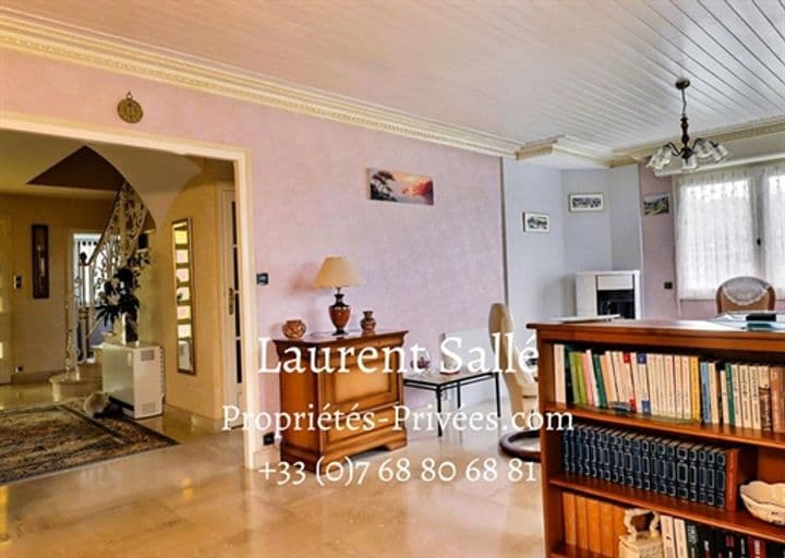 5 bedrooms house for sale in Rochefort-en-Terre, France - Image 3