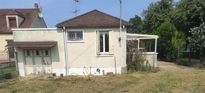 House for sale in Corquilleroy, France