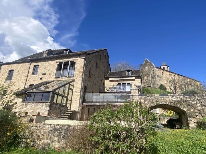 7 bedrooms house for sale in Najac, France