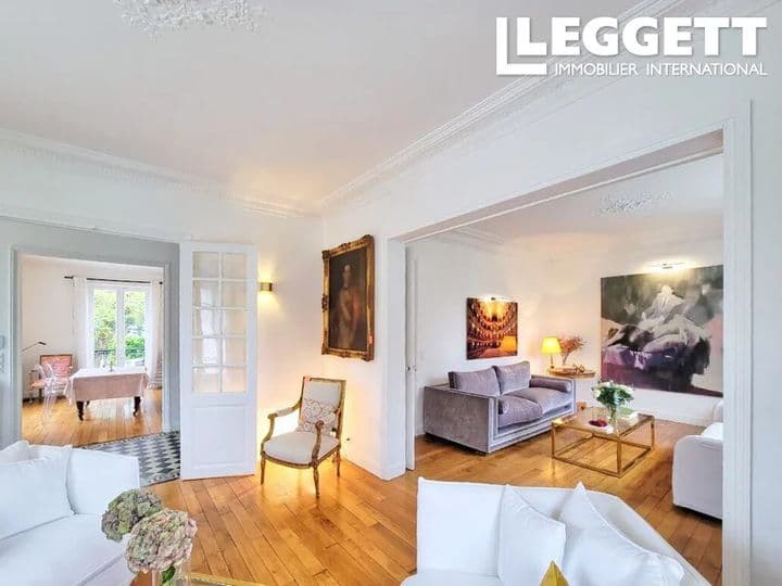 6 bedrooms house for sale in  France - Image 2