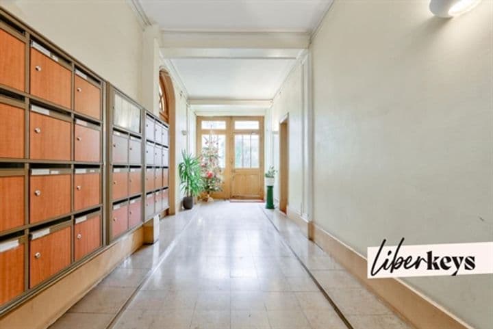 1 bedroom apartment for sale in Paris 16eme, France - Image 9