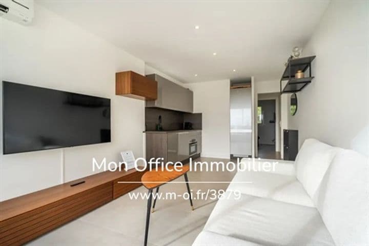 1 bedroom apartment for sale in Sainte-Maxime, France - Image 4