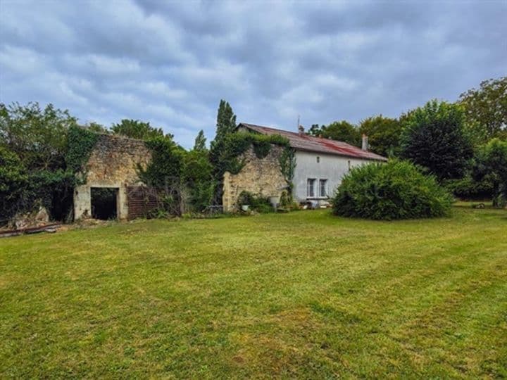 4 bedrooms house for sale in Chef-Boutonne, France - Image 12