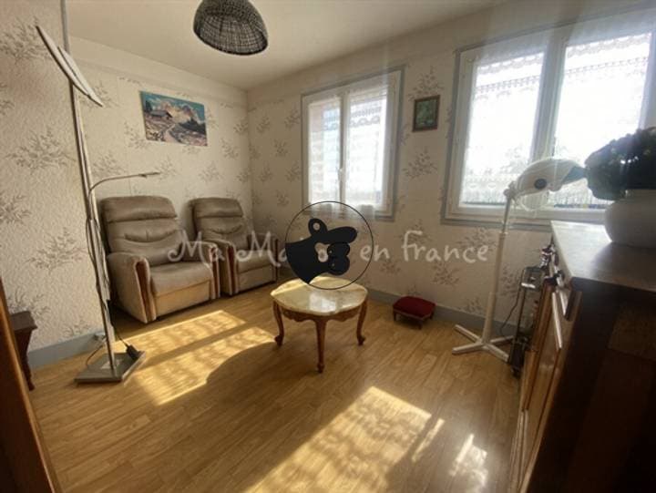 3 bedrooms house for sale in Saint-Gerand-le-Puy, France - Image 6