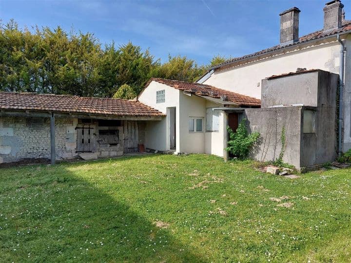 7 bedrooms house for sale in  France - Image 11