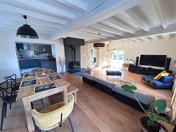 5 bedrooms house for sale in Pujols, France - Image 3